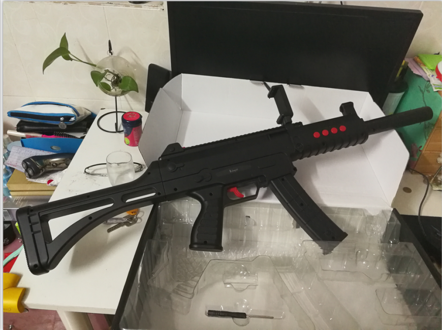 我的游戏人生,游戏枪乱入。